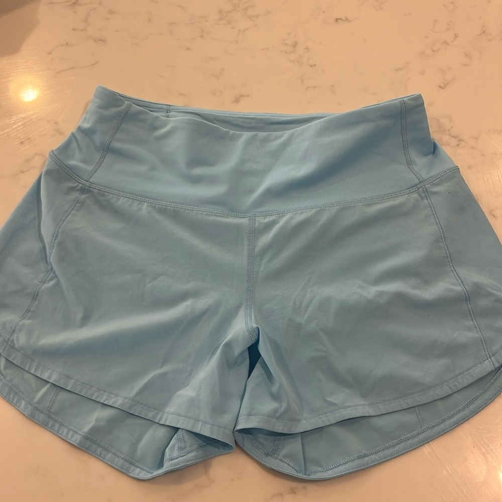 Speed Up High-Rise Lined Short 4". Size 6. NWOT!